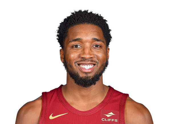 https://img.zssiji.com/img/basketball/player/1976045096d3457728dd355c08d5c742.png